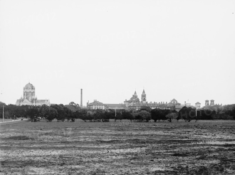 The Ponce de Leon from the R.R. station, between 1880 and 1897. Creator: William H. Jackson.