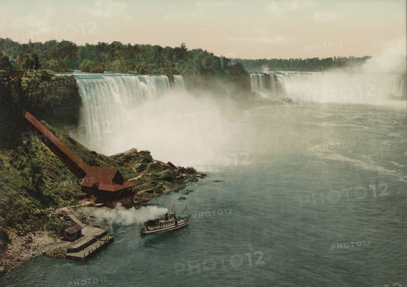 Niagara, general view of falls, c1898. Creator: Unknown.
