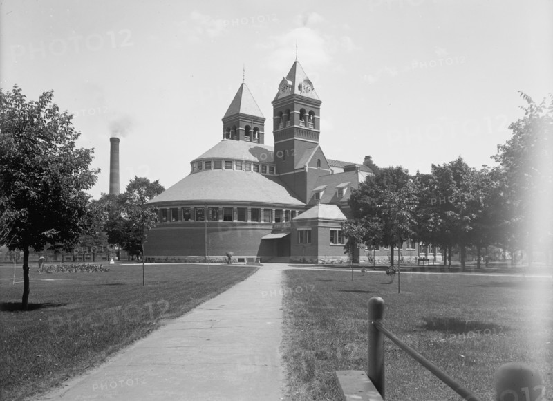 U. of M[ichigan], Ann Arbor, Library, between 1880 and 1901. Creator: Unknown.
