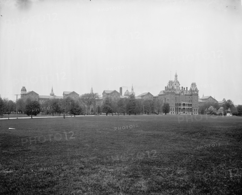Insane Asylum, Columbus, O[hio], between 1900 and 1906. Creator: Unknown.