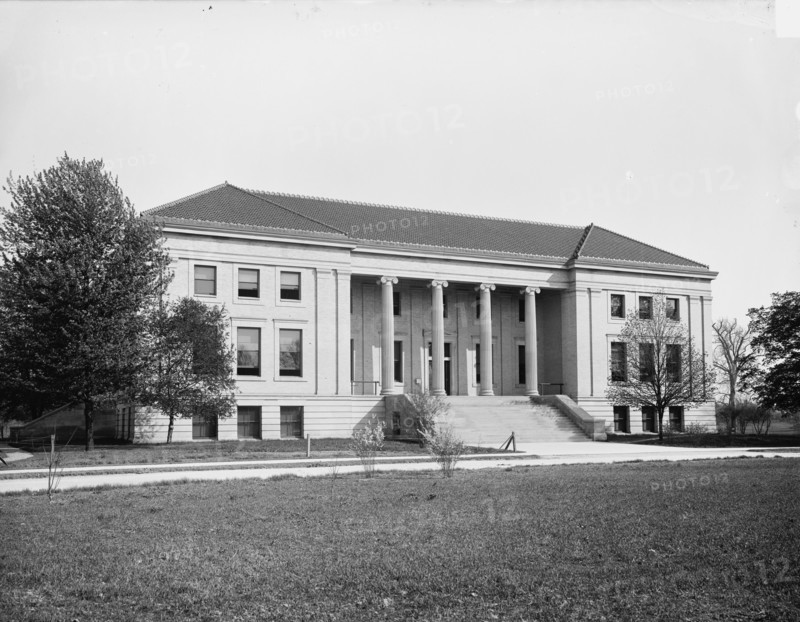 Page Hall, Ohio State University, Columbus, O[hio], c1904. Creator: Unknown.