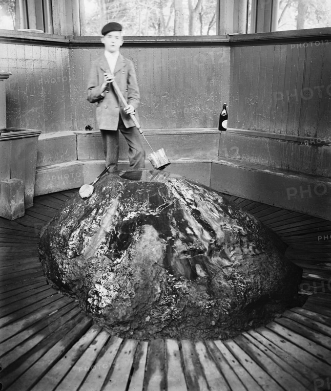 Interior, High Rock Spring, Saratoga, N.Y., between 1900 and 1906. Creator: Unknown.