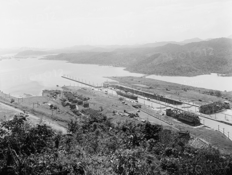 Pedro Miguel Locks, birdseye view, Panama Canal, between 1913 and 1920. Creator: Unknown.