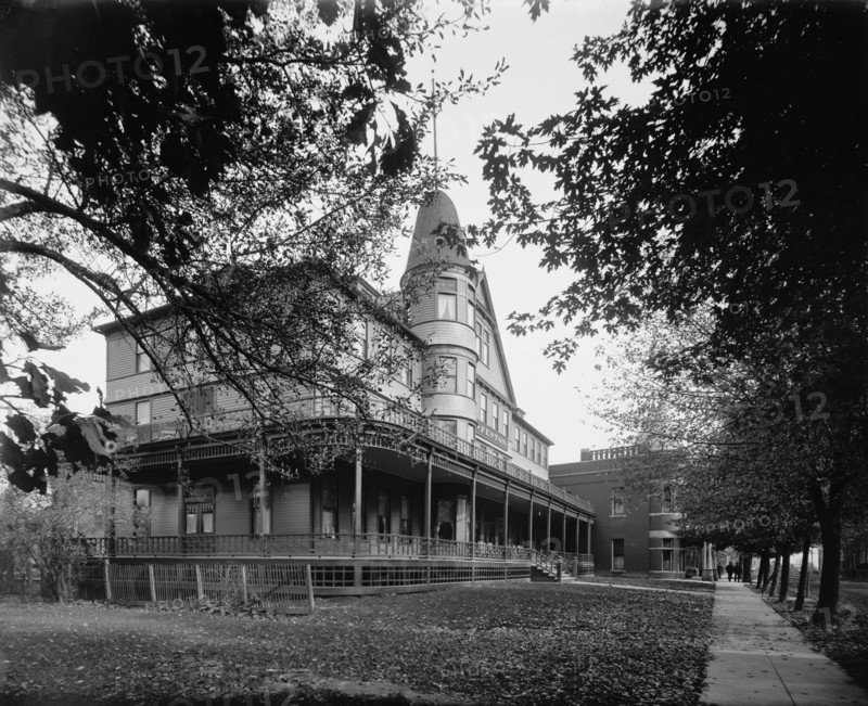 Fenton House, Mt. Clemens, between 1880 and 1899. Creator: Unknown.