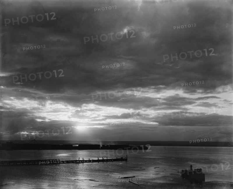 Ashland, sunset across the river, between 1880 and 1899. Creator: Unknown.