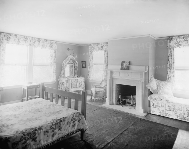 Suburban home of Mrs. Robert Hoe, Jr., sleeping room, Port Washington, New York, c1900-1910. Creator: William H. Jackson.