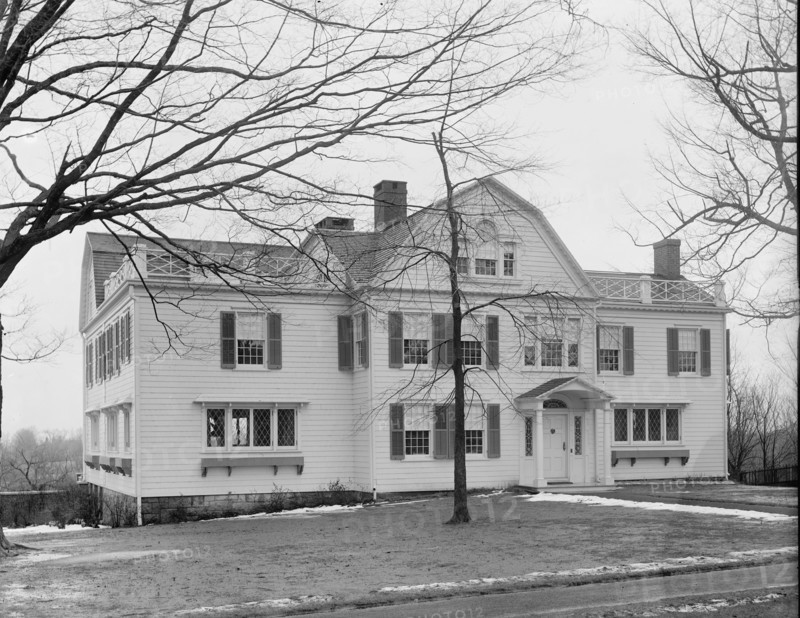 Club house, exterior, New York City, between 1900 and 1910. Creator: William H. Jackson.