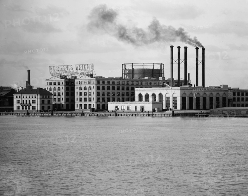 Detroit Rubber Works, Detroit, Mich., c1908. Creator: William H. Jackson.