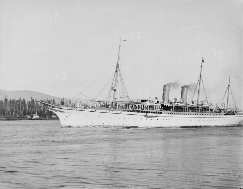 Steamer Empress of China, between 1900 and 1910. Creator: Unknown.
