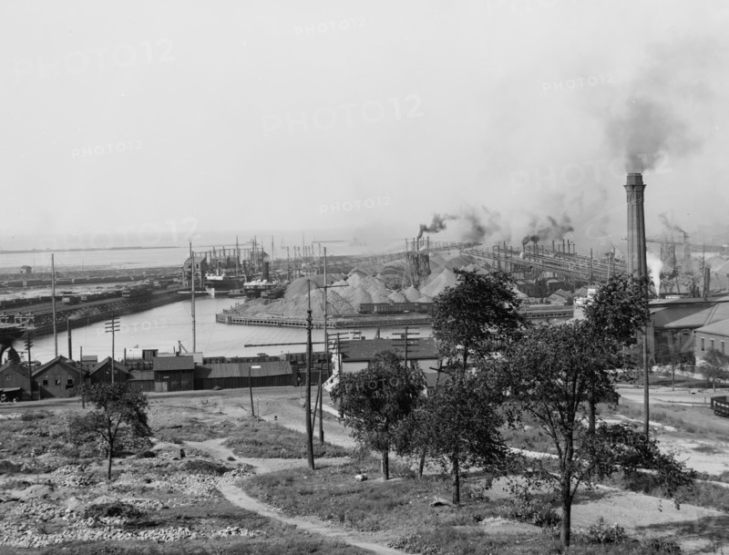 Ore dock and harbor, Cleveland, Ohio, c1901. Creator: Unknown.
