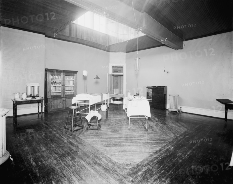Probably the Ypsilanti mineral bath house, Ypsilanti, Michigan, between 1900 and 1910. Creator: Unknown.