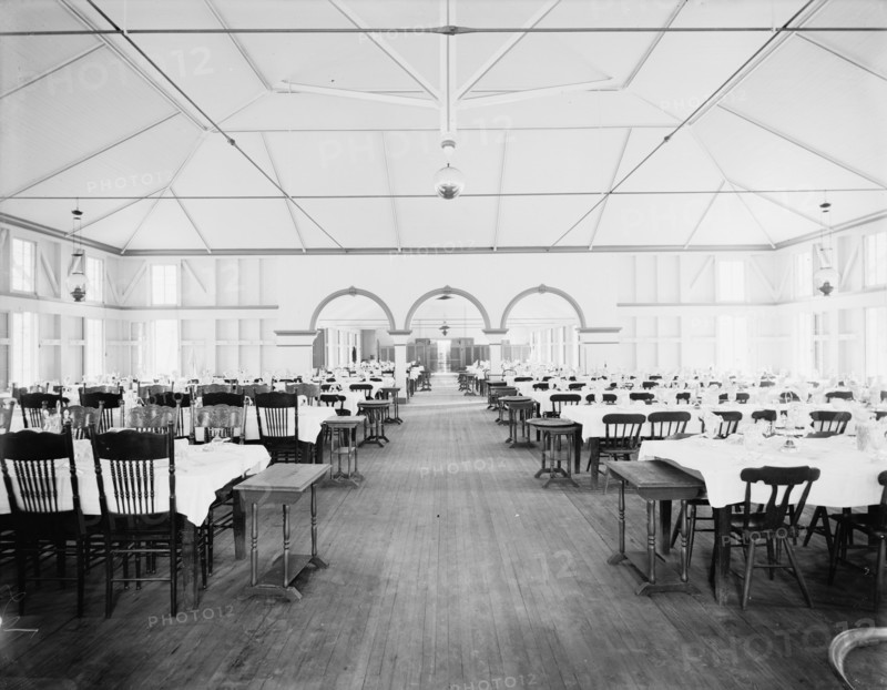 Pen-Mar Park, dining room, between 1900 and 1905. Creator: Unknown.