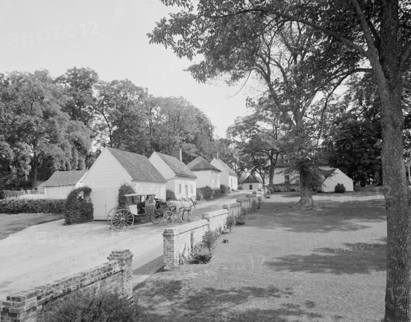The Wall at the edge of the lawn at Mt. Vernon, c.between 1910 and 1920. Creator: Unknown.