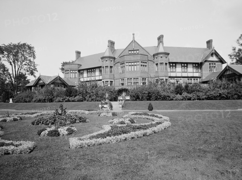Blantyre, home of R.W. Patterson [i.e. Robert W. Paterson], Lenox, Mass., c.between 1910 and 1920. Creator: Unknown.