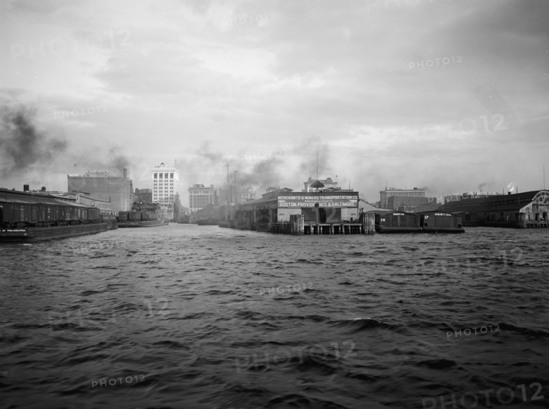 Merchants' and Miners' Wharf, Norfolk, Va., between 1910 and 1920. Creator: Unknown.