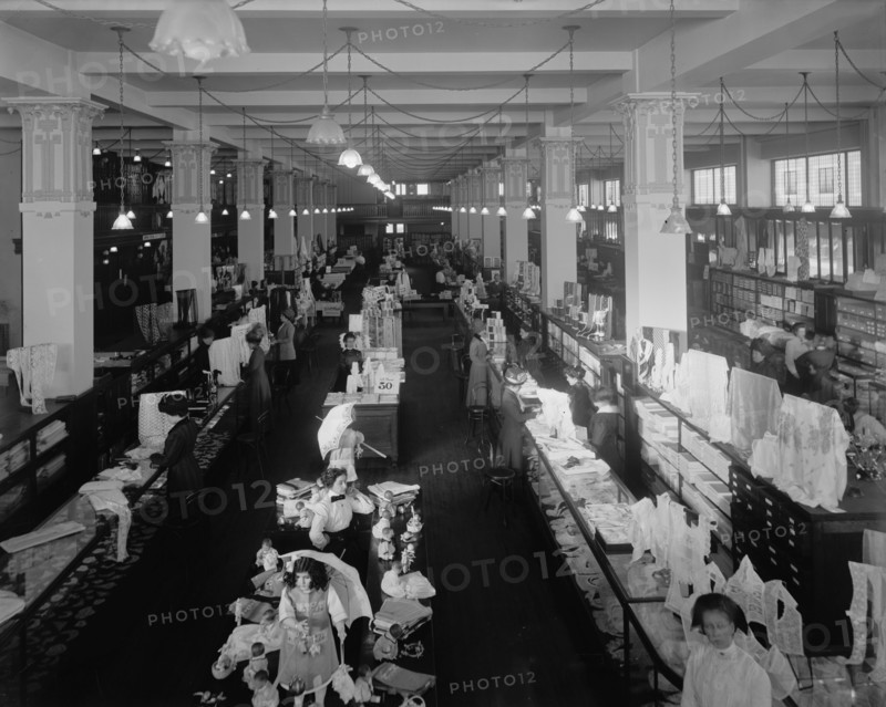Elliott, Taylor, Woolfenden, first floor from front, Detroit, Mich., between 1905 and 1915. Creator: Unknown.