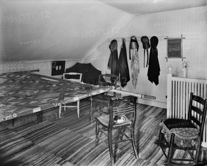 The Quilting room, Washington's headquarters (i.e. Morris-Jumel mansion), N.Y., c1905-1915. Creator: Unknown.