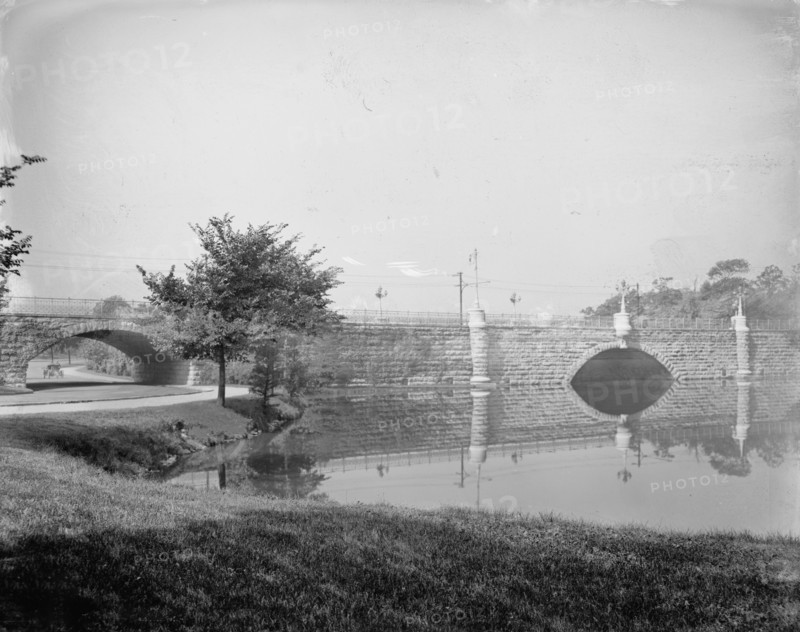 Bridge in Delaware Park, Buffalo, N.Y., between 1900 and 1910. Creator: Unknown.