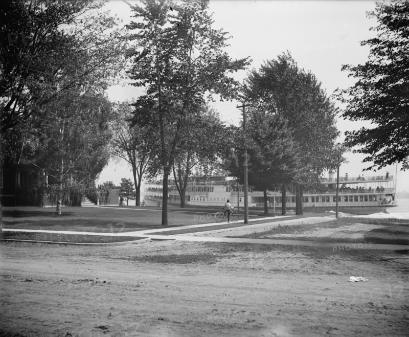Str. Tashmoo, St. Clair Flats, Mich., between 1900 and 1920. Creator: Unknown.