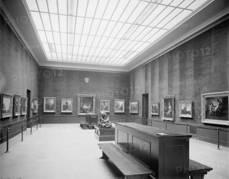 Toledo Museum of Art, north gallery, Toledo, Ohio, between 1900 and 1920. Creator: Unknown.
