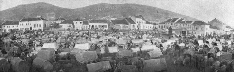 'Apres la Perte de Pirot et de Nich; Apres l'evacuation de Nich: les fourgons..., 1915 (1924). Creator: Unknown.