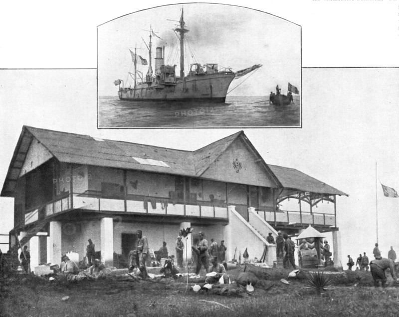 'En Asie, En Afrique, Au Congo; Le batiment administratif du poste Coco-Beach..., 1914 (1924) Creator: Unknown.
