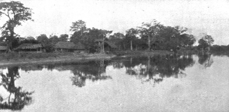 ''En Asie, En Afrique, Au Congo; Le poste allemand de Bonga', 1914. Creator: Unknown.