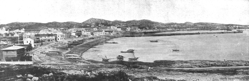 'En Extreme-Orient; Tsing-Tao, ancien village de pecheurs chinois devenu en douze..., 1914 (1924) Creator: Unknown.