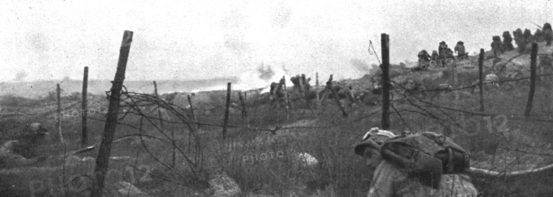 'Le Champ de Bataille; La contre-attaque francaise du 11 avril sur les pentes de..., 1916 (1924) Creator: Unknown.