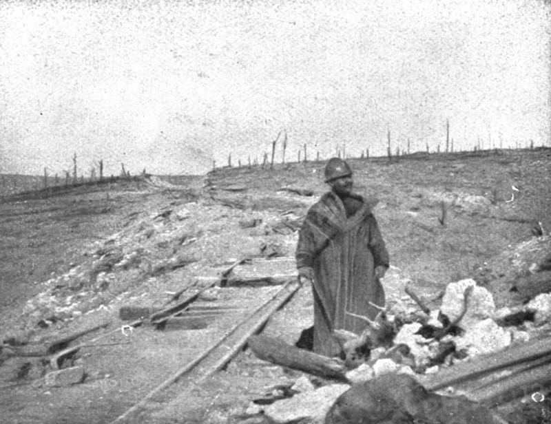 'Le Champ de Bataille; Ce qui avait ete le bois de la Caillette et la voie ferree..., 1916 (1924) Creator: Unknown.