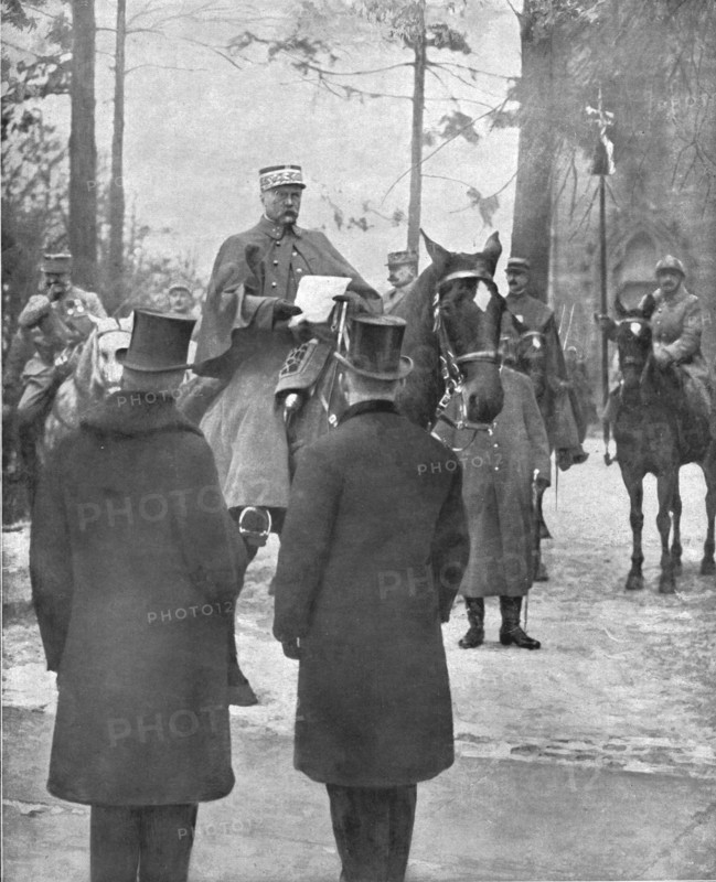 'La Paix Victorieuse; Sur la rive droite du Rhin: l'occupation de Kehl, le 30 janvier 1919..., 1919. Creator: Unknown.