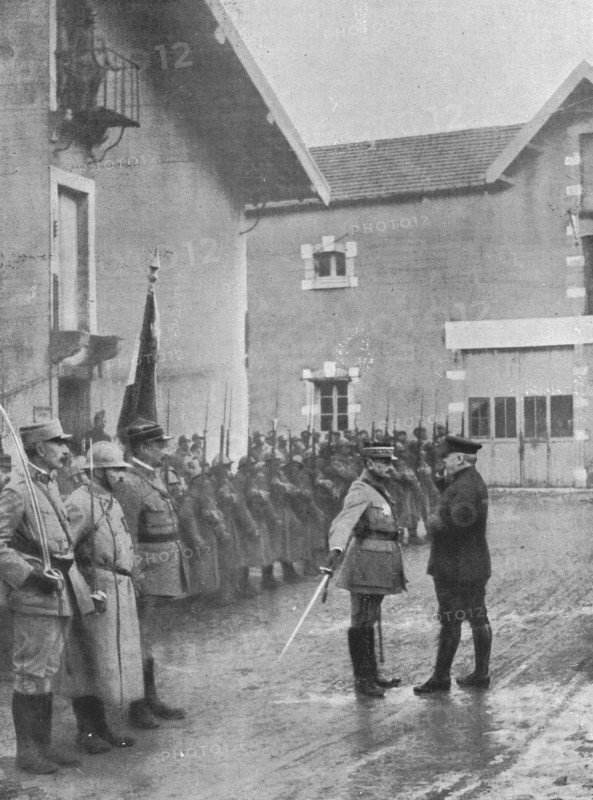 'M. Poincare a Verdun; le general Mangin, salue de l'epee le President de la Republique qui..., 1916 Creator: Unknown.