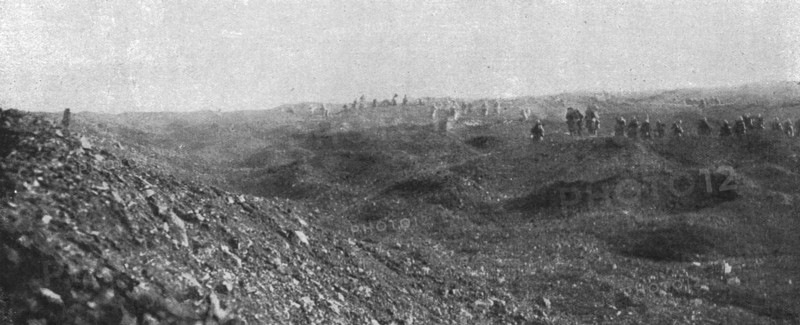 'L'attaque du 24 octobre dans le secteur du bois fumin; la progression continue et les..., 1916. Creator: Unknown.
