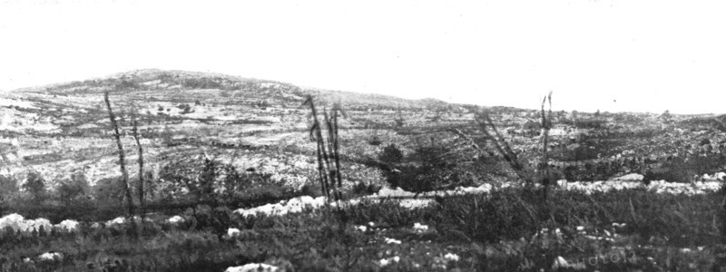 'Les succes Italiens du Carso; le Veliki Hriback, sur lequel le capitaine Gabriele..., 1916. Creator: Unknown.