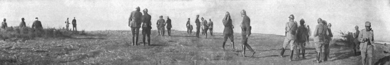 'Avant la prise de Monastir : le general Sarrail et son etat-major a la cote 629, pres..., 1916. Creator: Unknown.