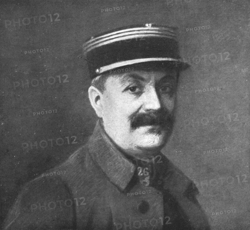 'Le defaitisme et les grands proces; l'affaire Bolo: le capitaine Bouchardon qui instruisit... Creator: Jacques Weismann.