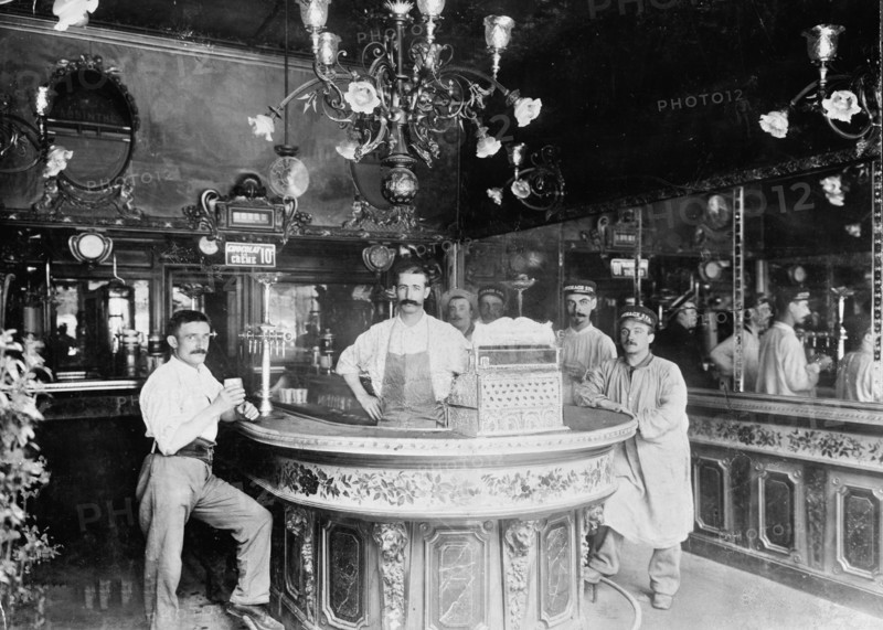 Renard Martin, Paris, France, between 1895 and 1910. Creator: Unknown.