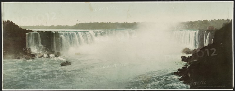 Niagara, the Horseshoe Fall, c1899. Creator: William H. Jackson.