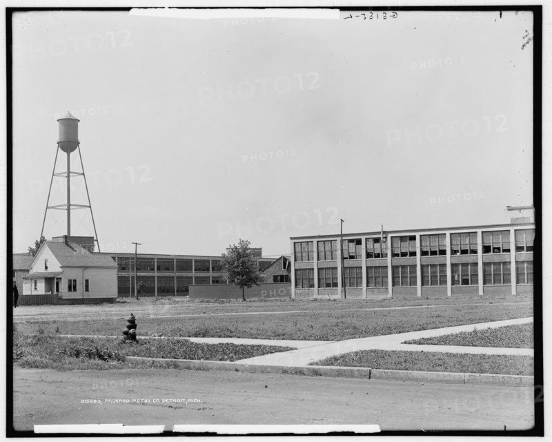 Packard Motor Co., Detroit, Mich., between 1900 and 1915. Creator: Unknown.