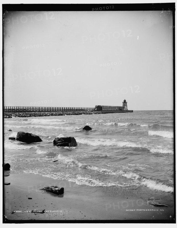 Light house, Charlevoix, between 1890 and 1901. Creator: Unknown.