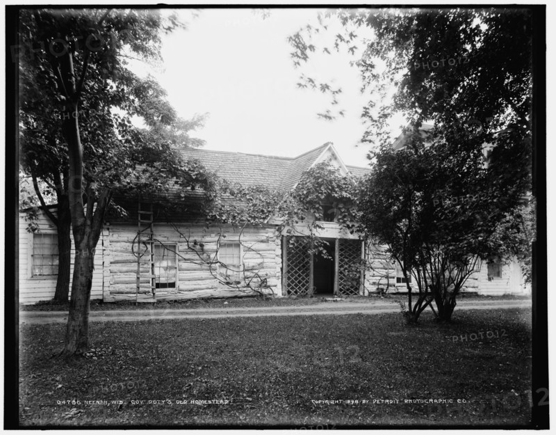 Neenah, Wis., Gov. Doty's old homestead, c1898. Creator: Unknown.