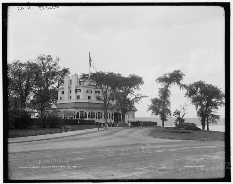 Claremont Hotel i.e. Inn, Riverside Drive, New York, N.Y., c.between 1900 and 1910. Creator: Unknown.