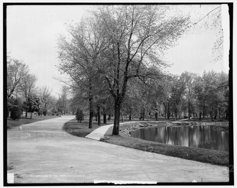 Lake in the park, Columbus, Ohio, between 1900 and 1906. Creator: Unknown.
