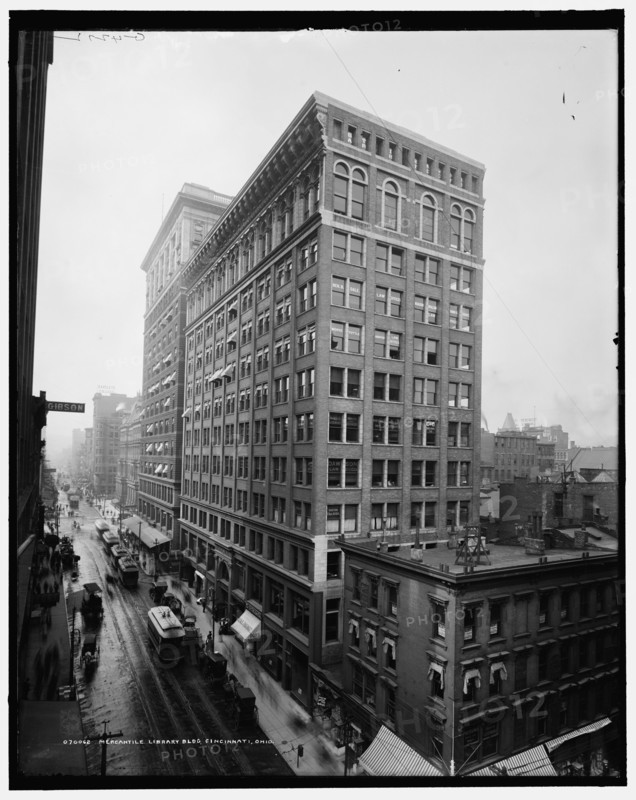 Mercantile Library bldg., Cincinnati, Ohio, between 1902 and 1910. Creator: Unknown.