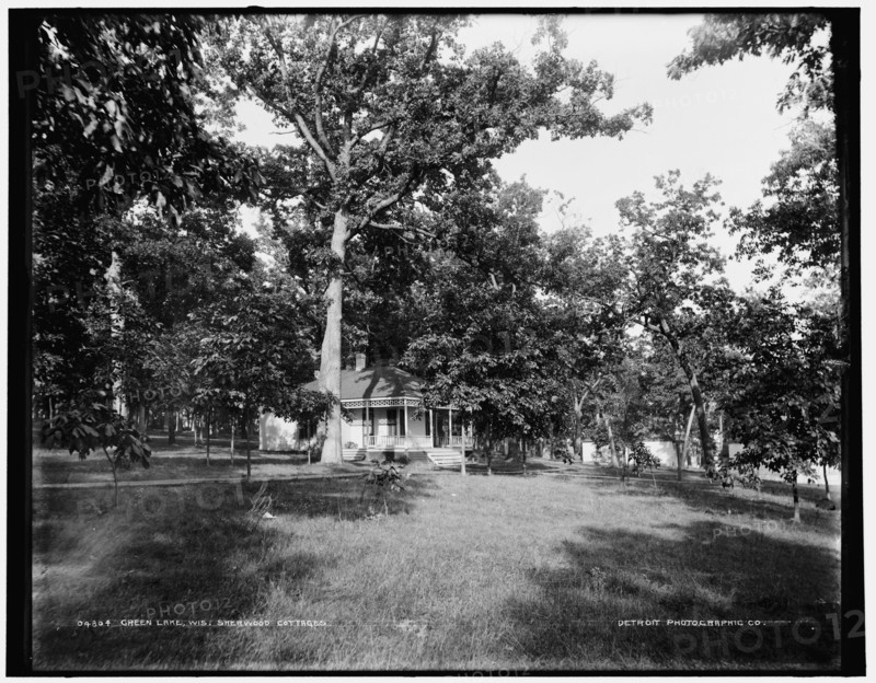 Green Lake, Wis., Sherwood Cottages, between 1880 and 1899. Creator: Unknown.