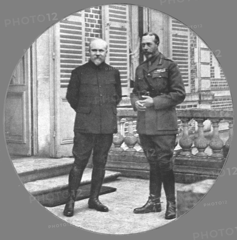 'Les chefs d'etat Allies a Paris; Le 28 novembre 1918, le roi George V d'Angleterre..., 1918. Creator: Unknown.