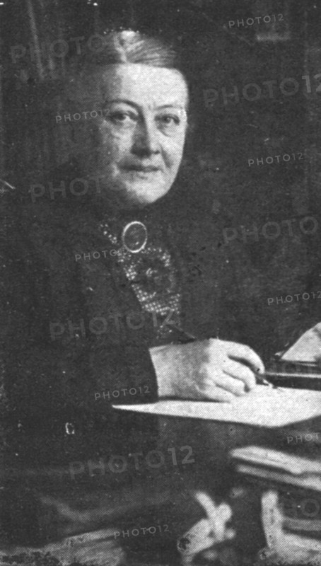 'La Nouvelle Europe; la constituante Allemande; Les femmes dans l'Assemblee..., 1919. Creator: Unknown.