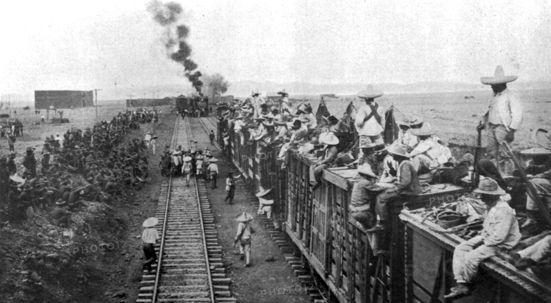 'Etats-Unis et Mexique; pres du camp americain de San-Antonio: troupes americaines..., 1916. Creator: Unknown.