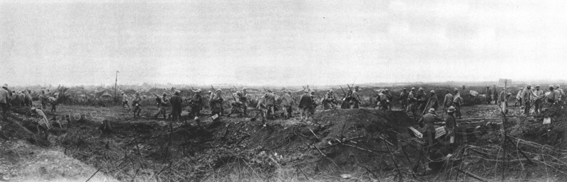'La Bataille de la Somme; en terrain reconquis sur la route de Peronne; Le retour des..., 1916. Creator: Unknown.