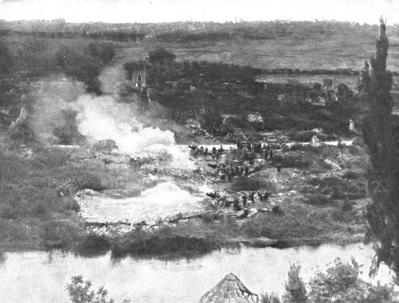 ''En Argonne; Sur les bords de l'Aire, affuent de droite du cours superieur de l'Aisne..., 1918. Creator: Signal Corps ASF.